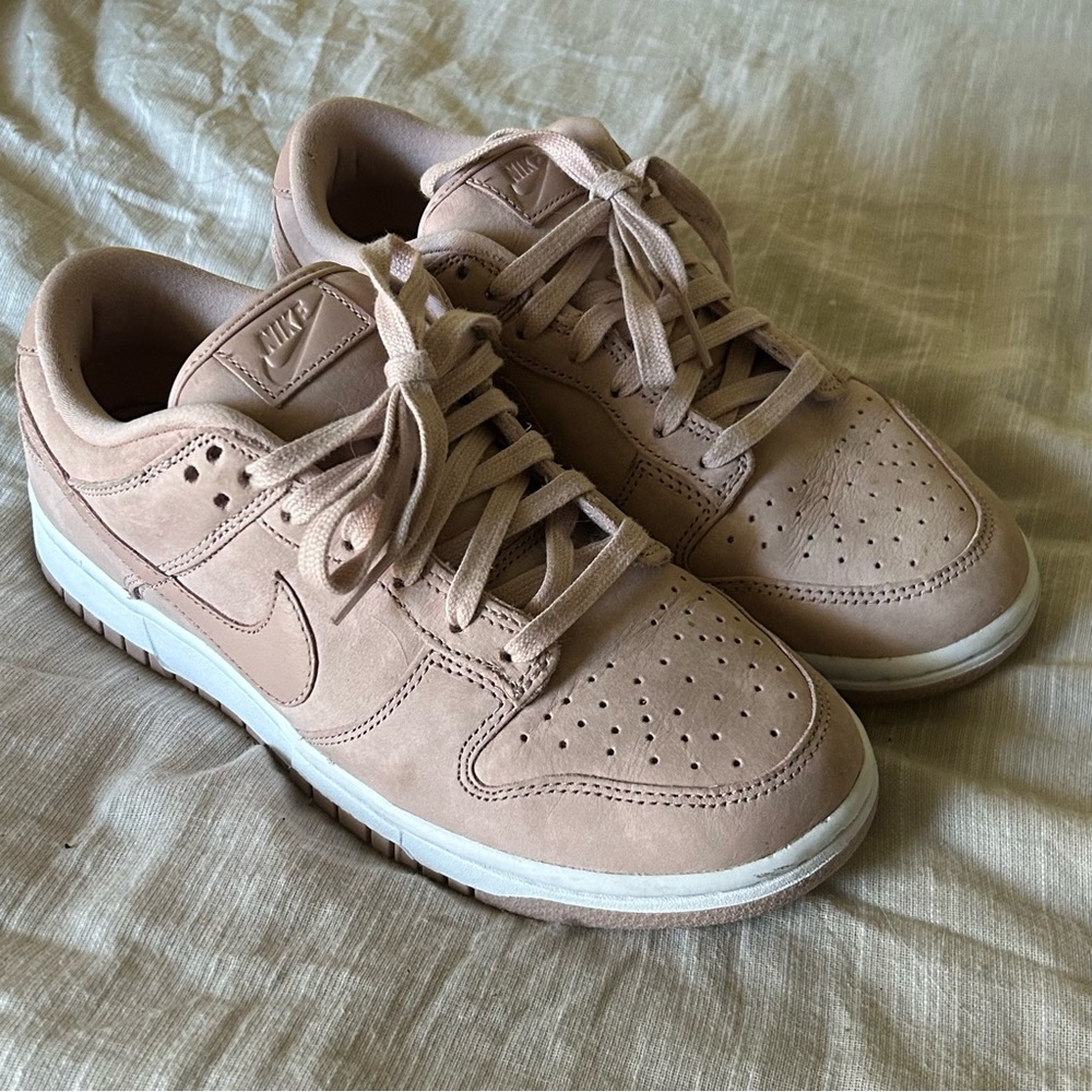 Nike 🌷 Pink Suede Dunks - Pink Oxford Low-Top Women’s Sneakers